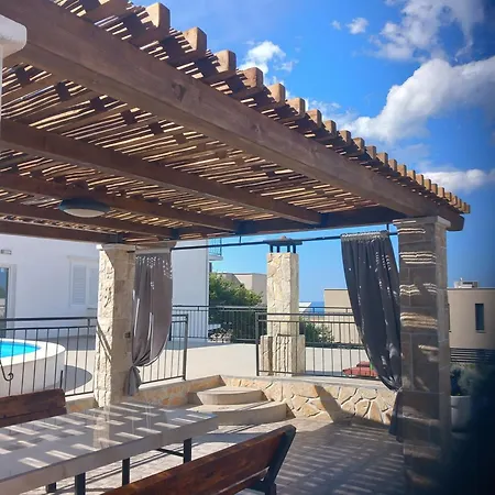 Navis San Terase Haus Apartment
