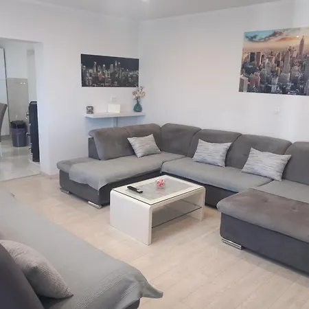 Navis San Terase Haus Apartment Makarska