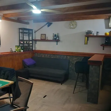 Navis San Terase Haus Макарська