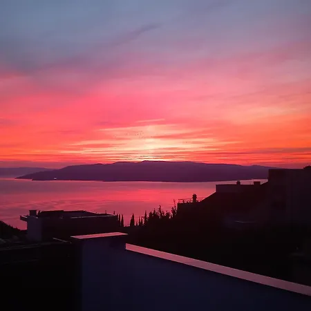 Apartment Navis San Terase Haus